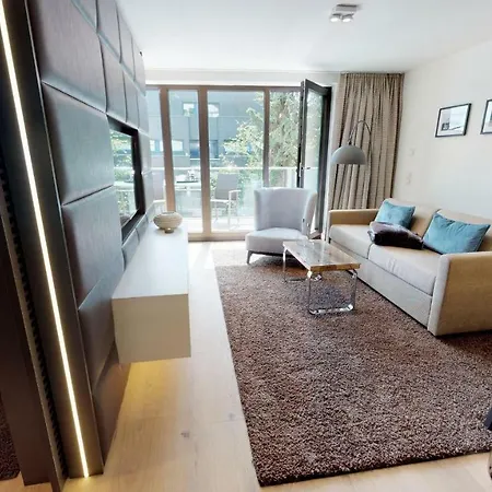 White Pearl 2.04 דירה טימנדורפר שטרנד