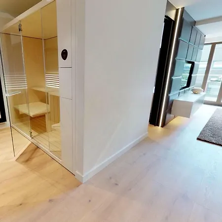 White Pearl 2.04 דירה